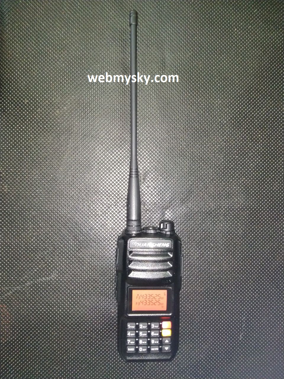 QuanSheng TG-UV2 Plus: รีวิววิทยุสื่อสารสองทางที่มีกำลังสูงและทรงพลัง