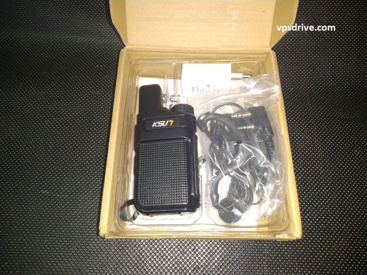 Walkie talkie, radio station KSUN M6 Mini